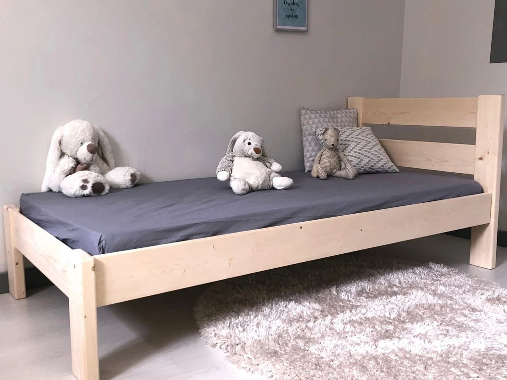 Nombreux lits enfants bois et Blanc fabriqués en France