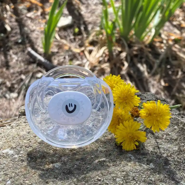 Sucette bio physiologique en pur silicone modèle vert d'eau Le Biberon Français